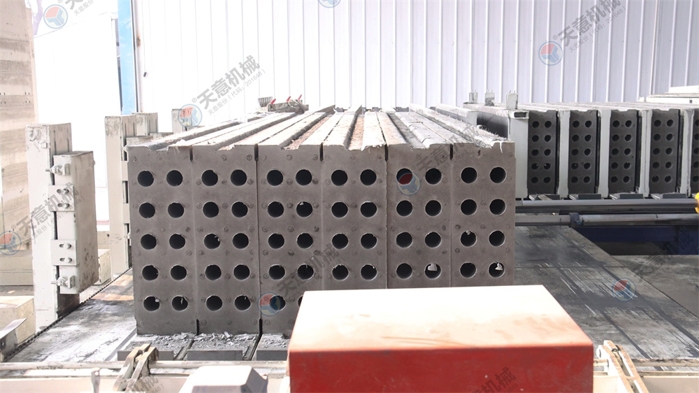 輕質(zhì)隔墻板的優(yōu)點(diǎn)介紹